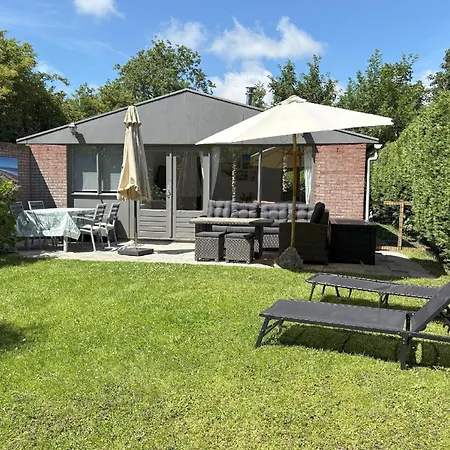 Gemuetliches, Helles Mit Privatem Garten In Gepflegtem